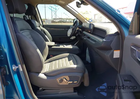 2024 Kia Ev9 Land from USA, damaged, VIN KNDADFS54R6035798